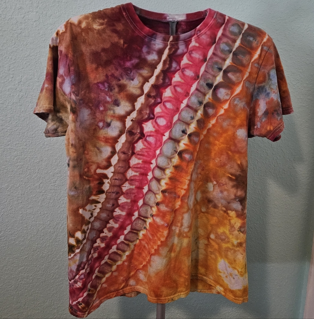 Cool Handmade One-of-a-kind Tie-dye Unisex T-shirt L - Picture 2 of 10